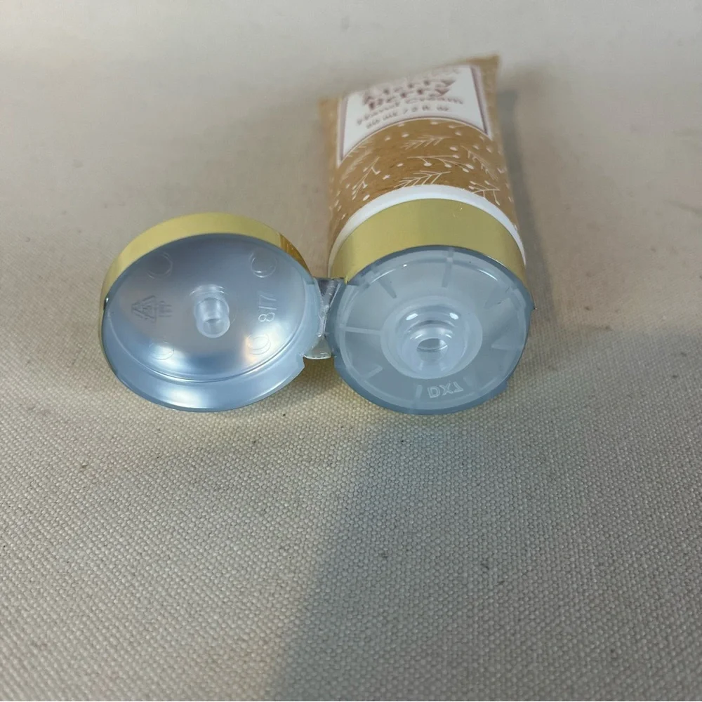 Brompton & Langley Merry‎ Berry and Hand Cream - 2 fl oz